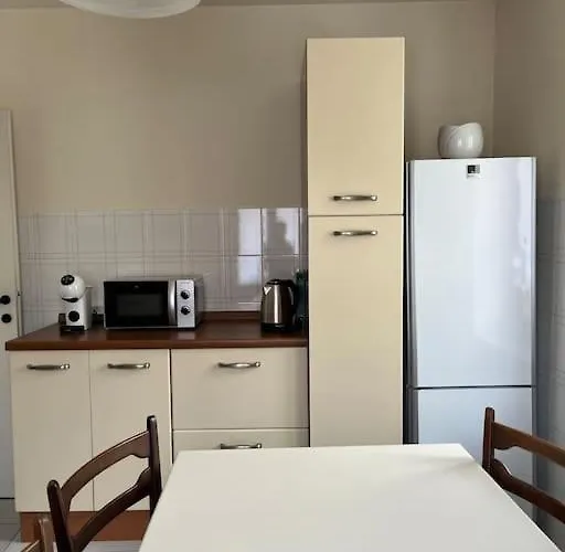 Gabbinoholidayhome In Suggestiva Corte Daire