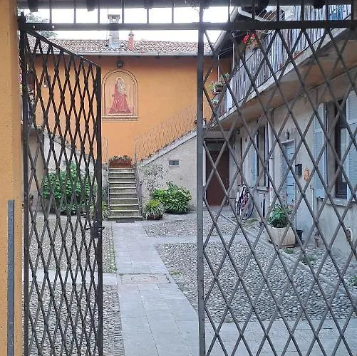 Gabbinoholidayhome In Suggestiva Corte